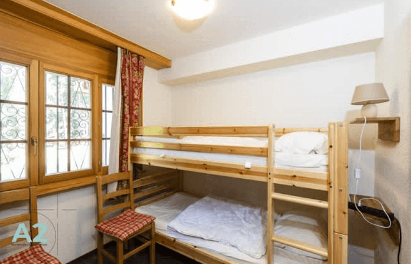 1674 – Maison 6,5 pièces –  10833CHF