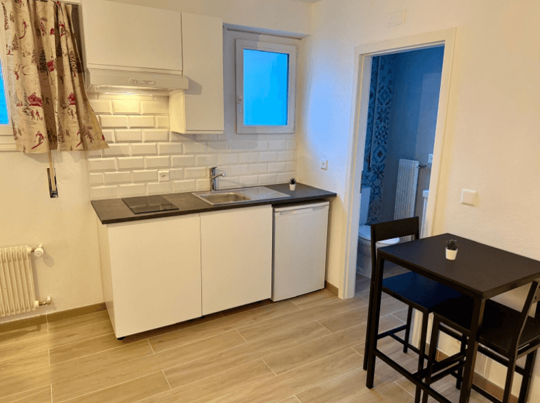 1689 – Appartement 1 pièce – 990 CHF –