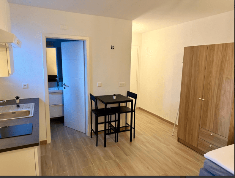 1689 – Appartement 1 pièce – 990 CHF –