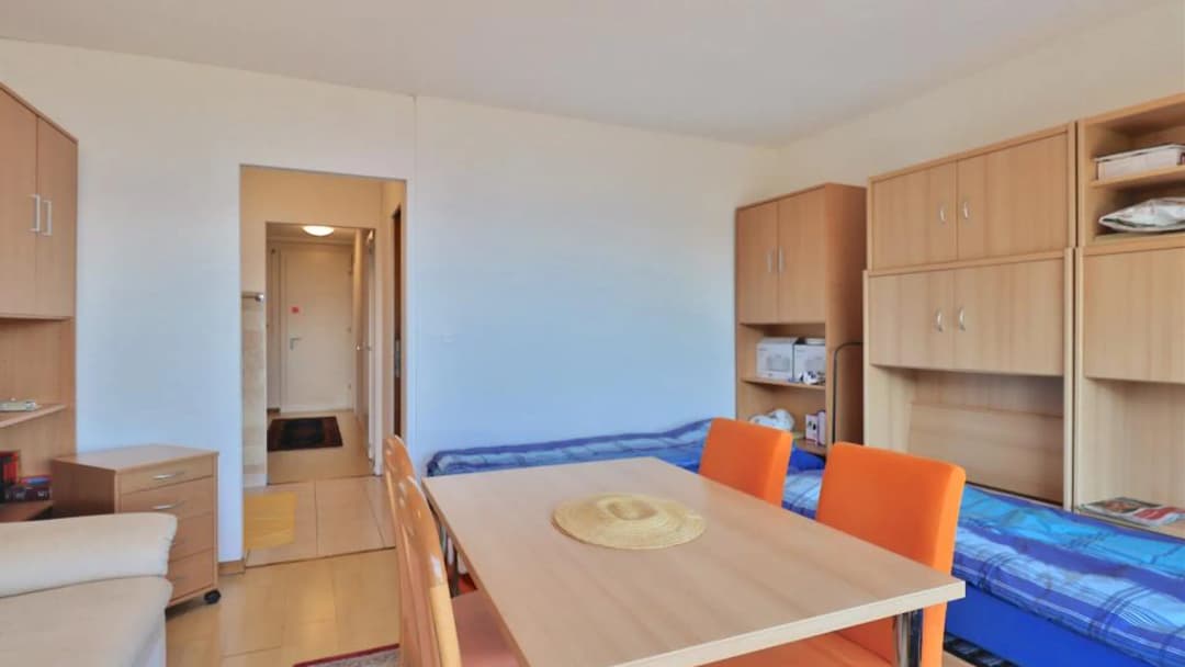 2057 – Appartement 2.5 pièces – 430000 CHF – 41 m²