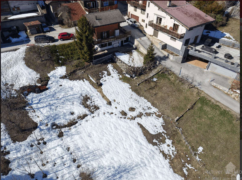 2058 – Terrain 150000 CHF – 533 m²