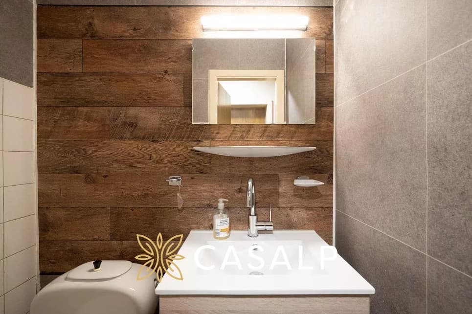 2075 – Appartement – 1pièce – 100000CHF  – 10 m²