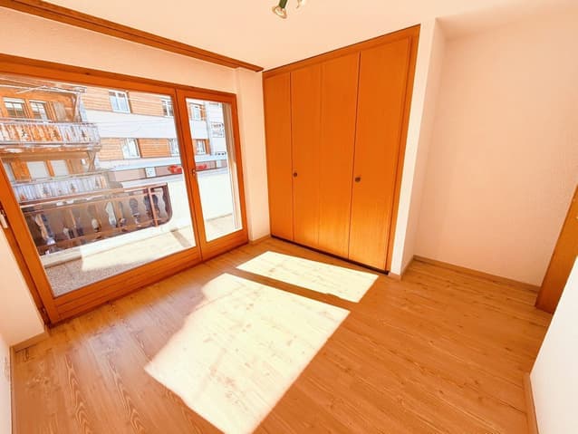 1680 – Appartement 2.5 pièces –  1300 CHF – 42 m²