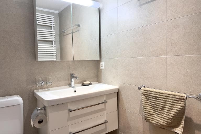 1711 – Appartement 4 pièces –  2450CHF – 114m²