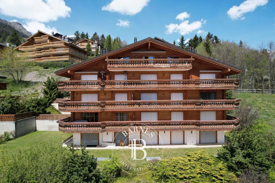 2135 – Appartement 4.5 pièces – 1360000 CHF – 115m²