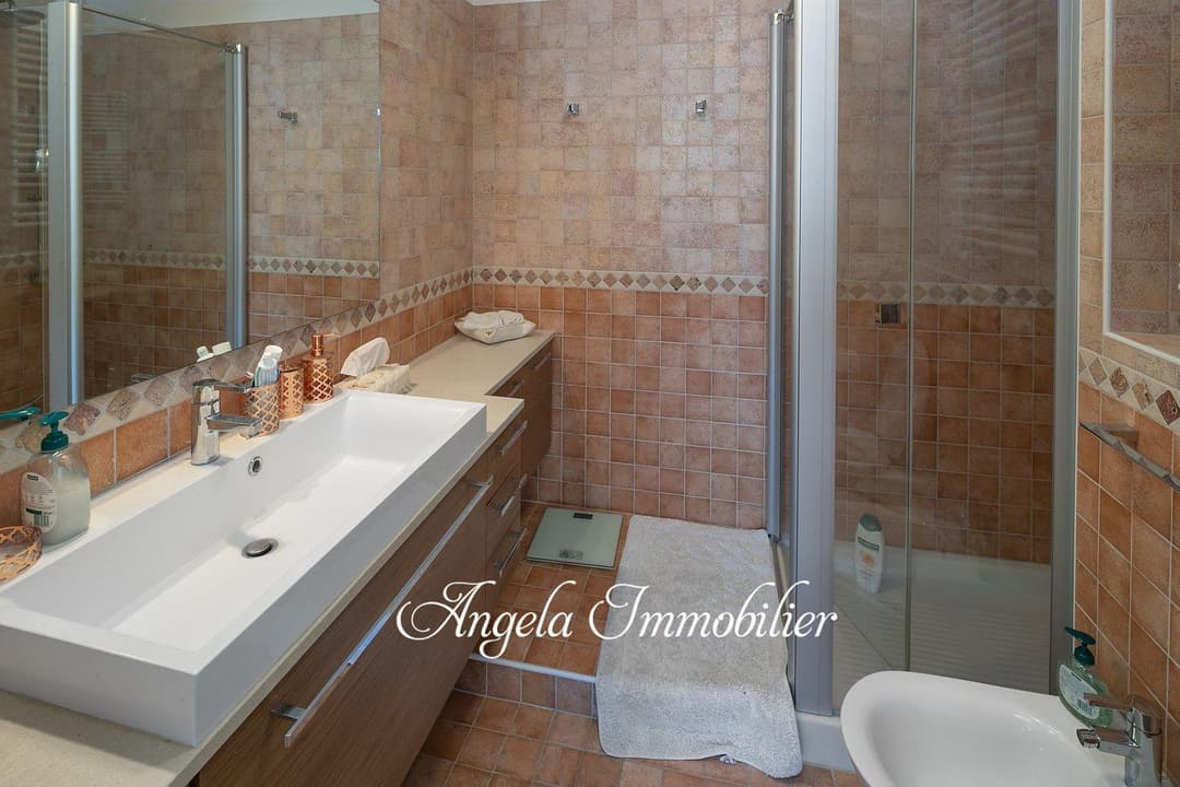 1771 – Appartement 7.5 pièces – 228 m²