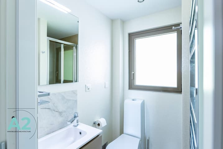 1813 – Maison 8 pièces – 240m²