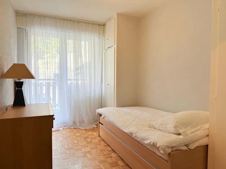 1815 – Appartement 4.5 pièces – 2700 CHF –