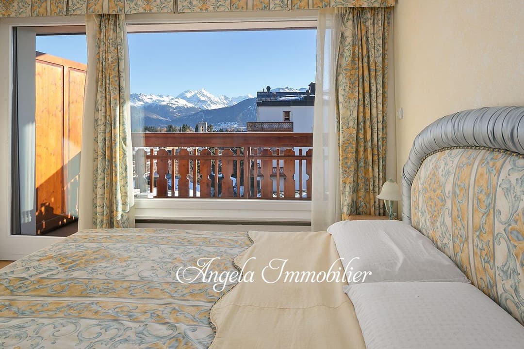 1771 – Appartement 7.5 pièces – 228 m²