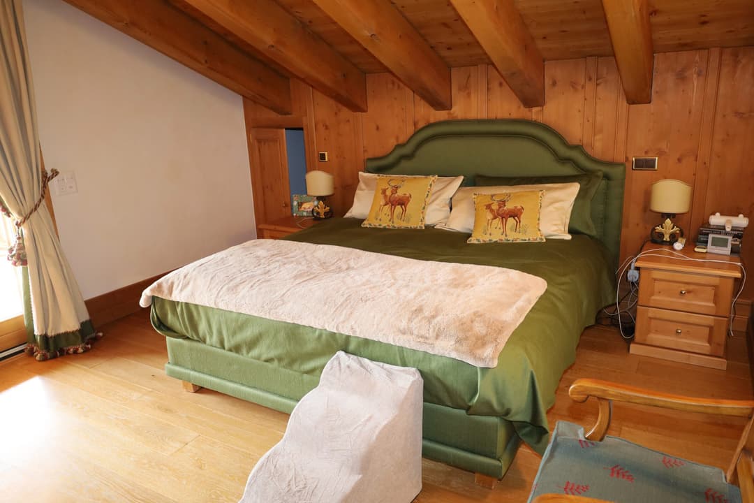 2222 – Appartement 5.5 pièces – 266.23 m²