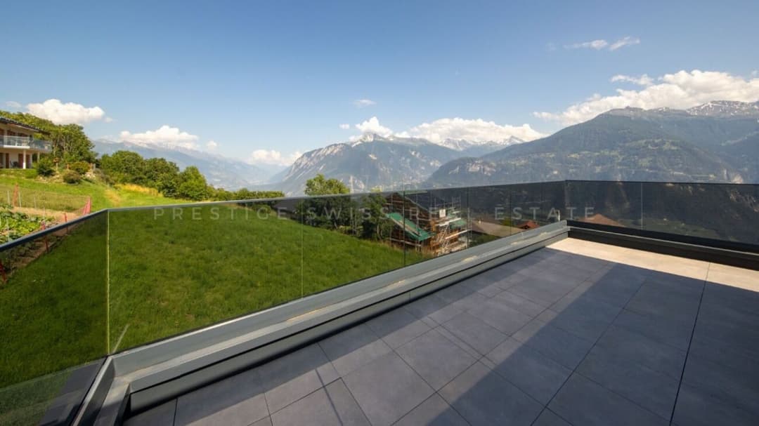 2143 – Maison 5 pièces – 2100000 CHF – 328 m²