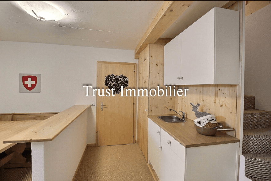 2192 -Appartement 4.5 pièces – 1560000 CHF – 120 m²