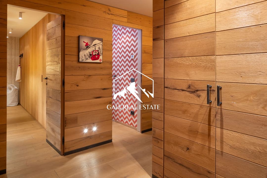 1779 –  Appartement – 230 m²