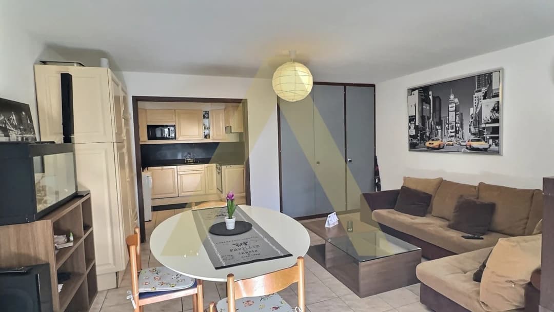 2163 – Appartement 1 pièce – 350000 CHF – 45 m²