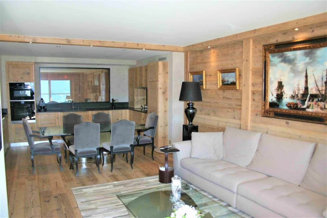 2230 – Appartement 3.5 pièces – 2350000 CHF – 136 m²