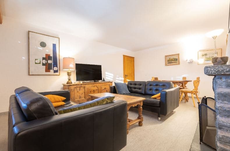 1759- Appartement 3 pièces –  1960CHF – 67m²