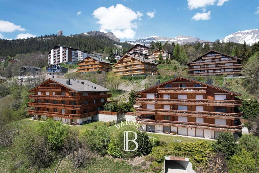 2135 – Appartement 4.5 pièces – 1360000 CHF – 115m²