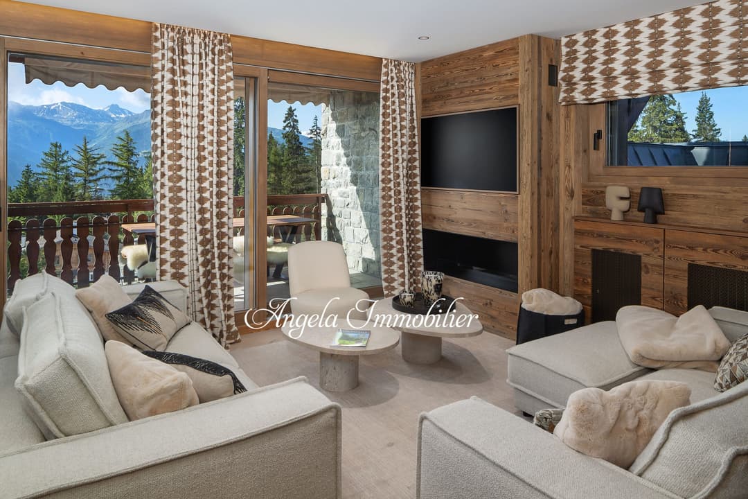 1768 –  Appartement – 200m²