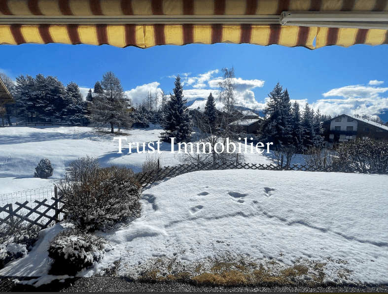 2192 -Appartement 4.5 pièces – 1560000 CHF – 120 m²
