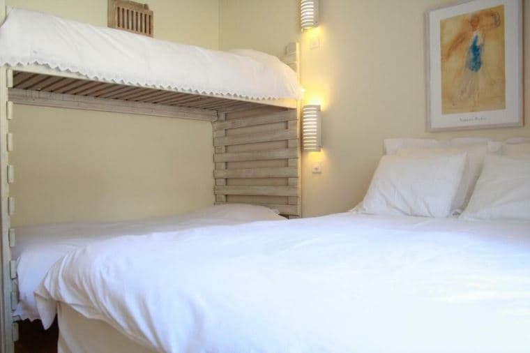 1767 – Appartement 4 pièces – 2100CHF