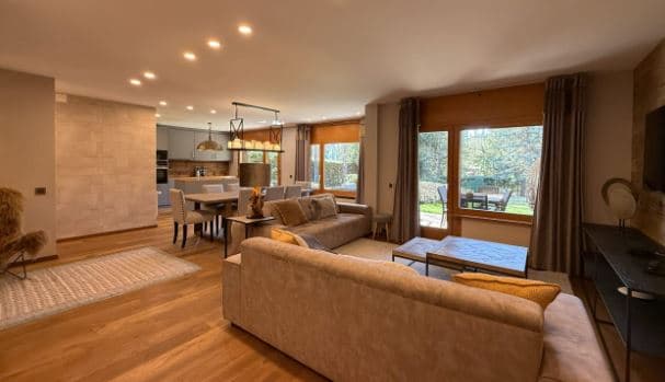 1834 – Appartement 4.5 pièces –  14000CHF – 140m²