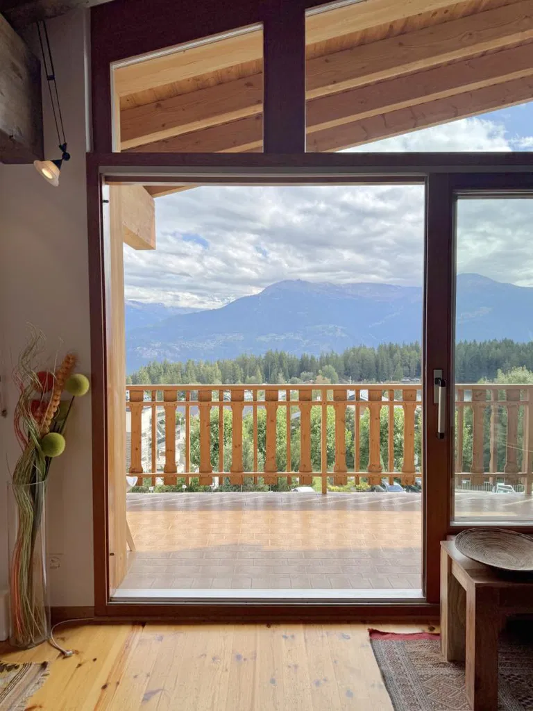 1833 – Appartement 4.5 pièces –  2800 CHF – 90 m²