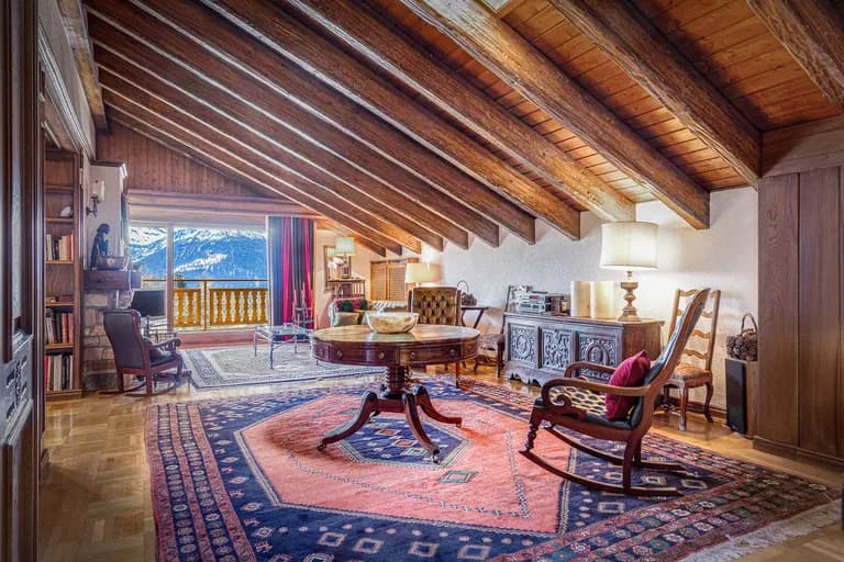 2198 – Appartement – 5.5pièces -5000000CHF – 206 m²