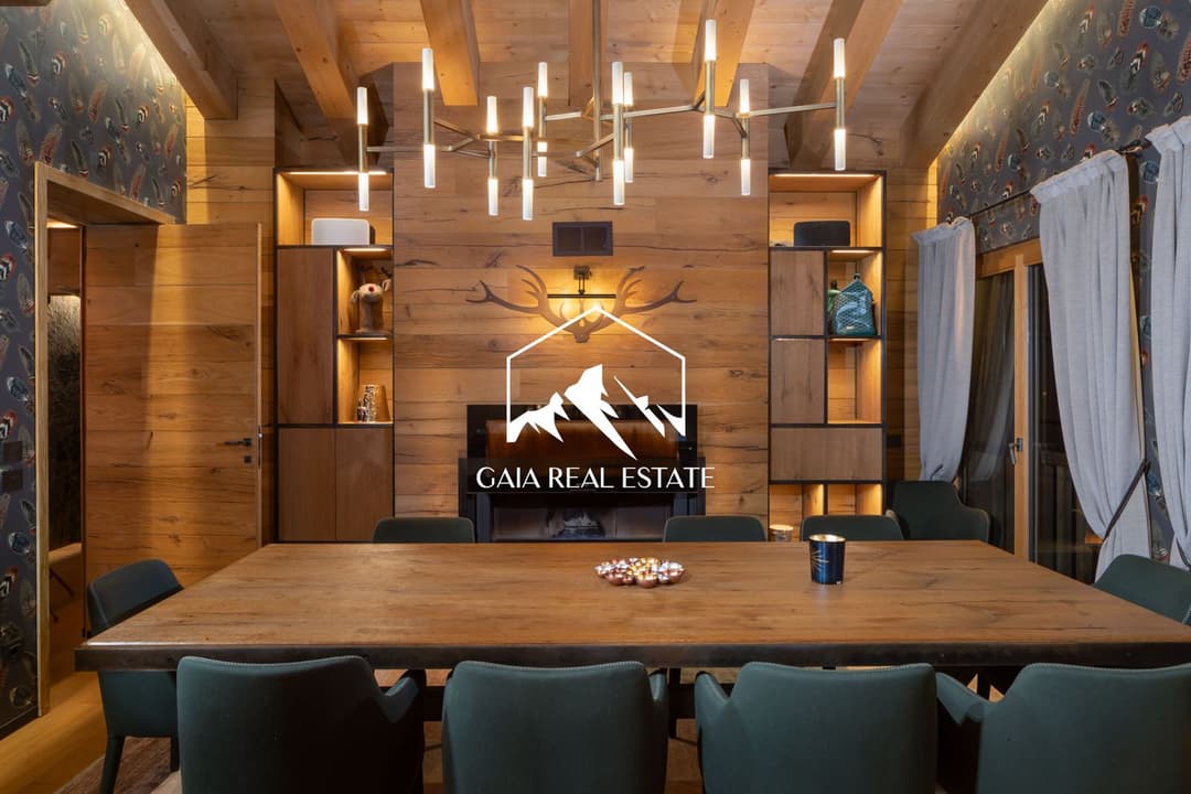 1779 –  Appartement – 230 m²