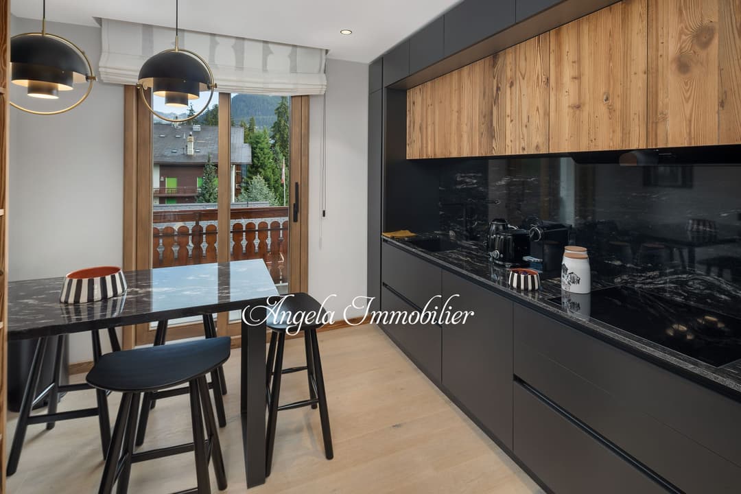 1768 –  Appartement – 200m²