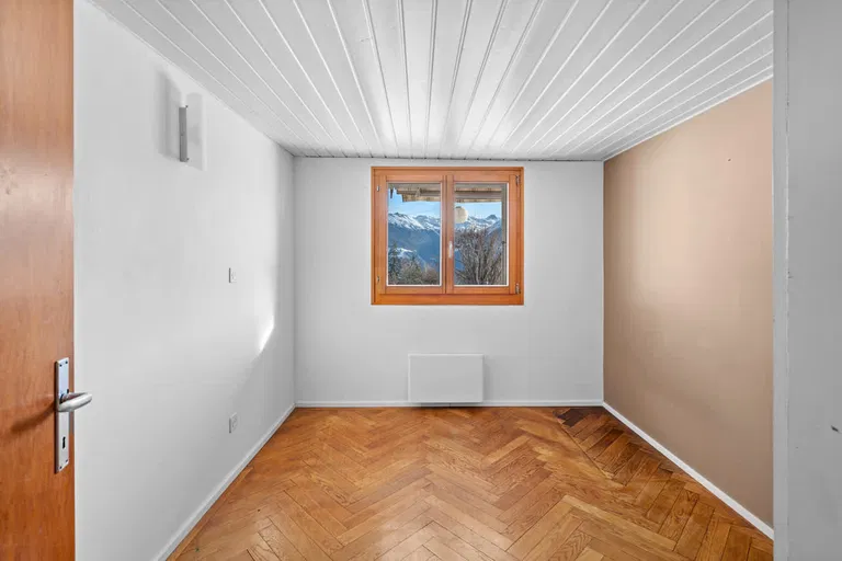 2221 – Appartement 5.5 pièces –  1460000 CHF – 187 m²