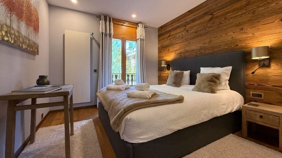 1835 – Appartement 4.5 pièces – 10000CHF – 130m²