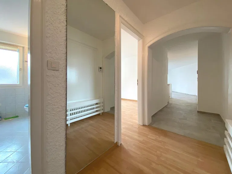 1796 – Appartement 3.5 pièces –  2540 CHF –