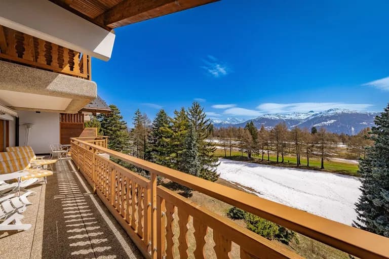 2198 – Appartement – 5.5pièces -5000000CHF – 206 m²