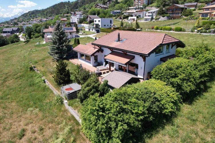 2249 – Maison 4.5 pièces –  1900000 CHF – 257 m²