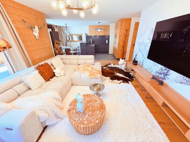1883 – Appartement 4 pièces – 5 000CHF – 101m²