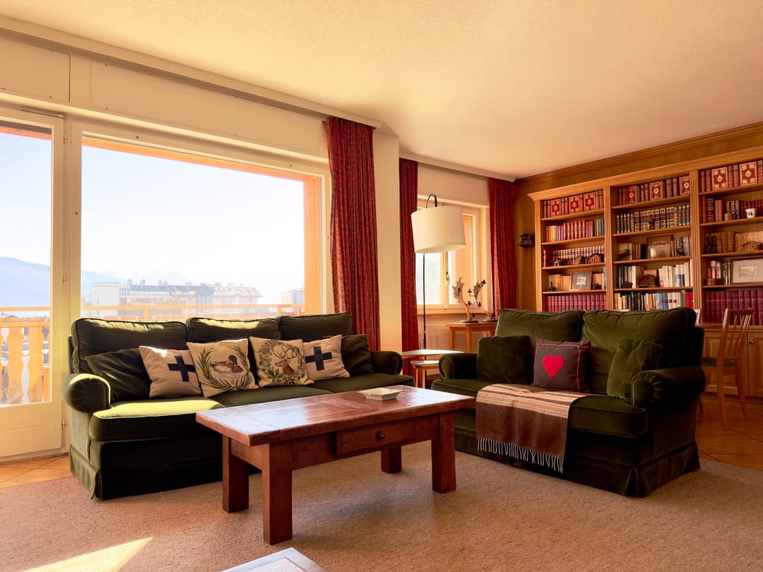 1902 – Appartement 5 pièces –  2450CHF