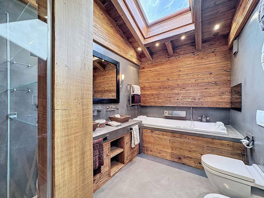 2269 – Maison 10.5 pièces – 519 m²