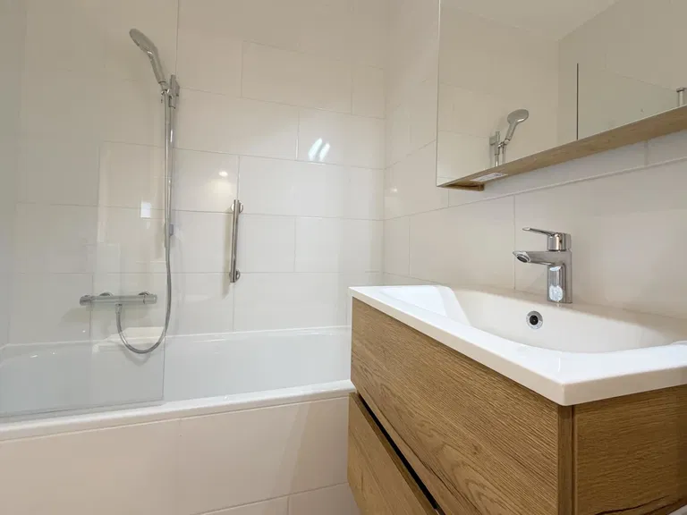 1873 – Appartement – 1.5pièces -1600CHF – 39 m²