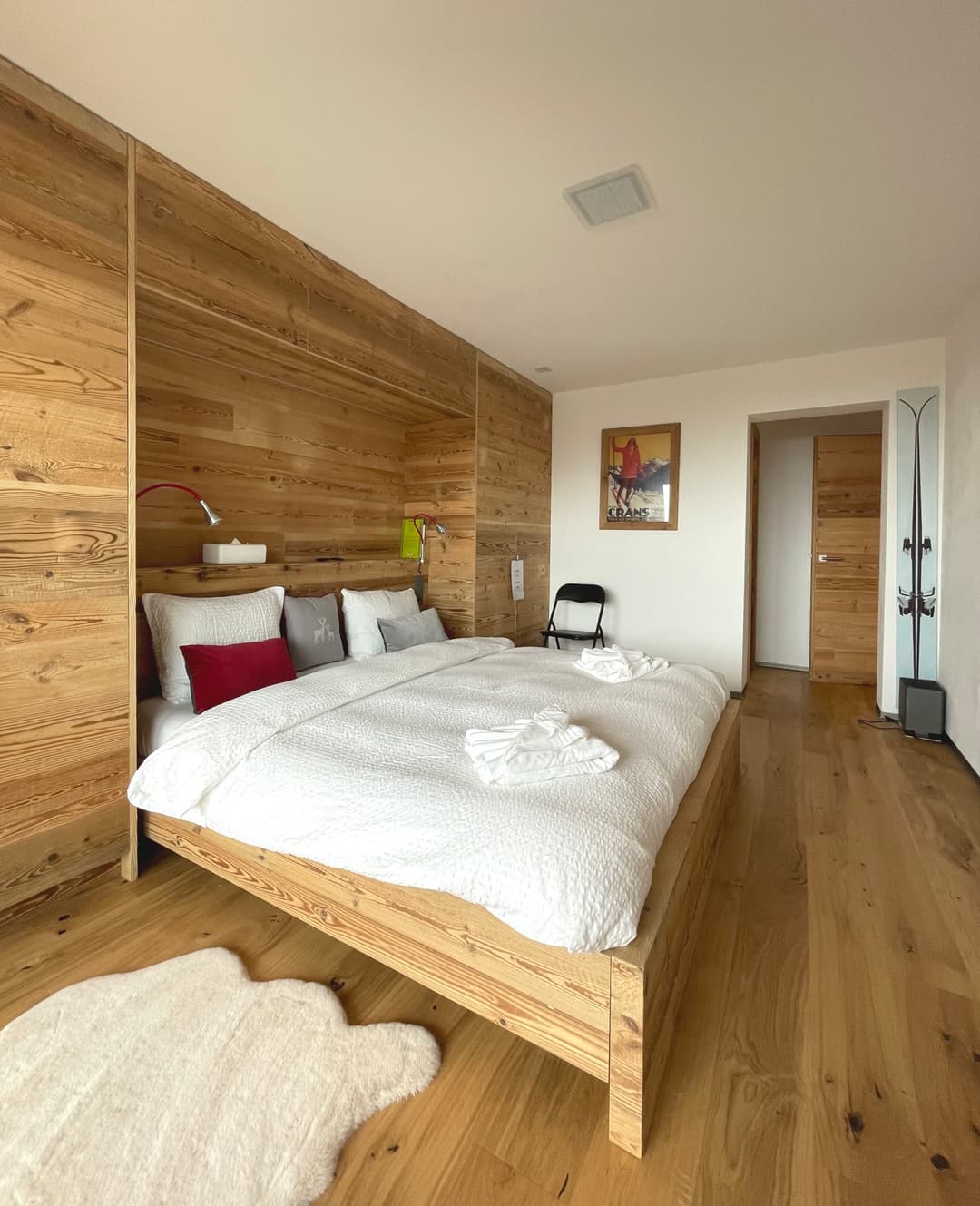 1929 – Appartement 4.5 pièces –  2898CHF – 122m²