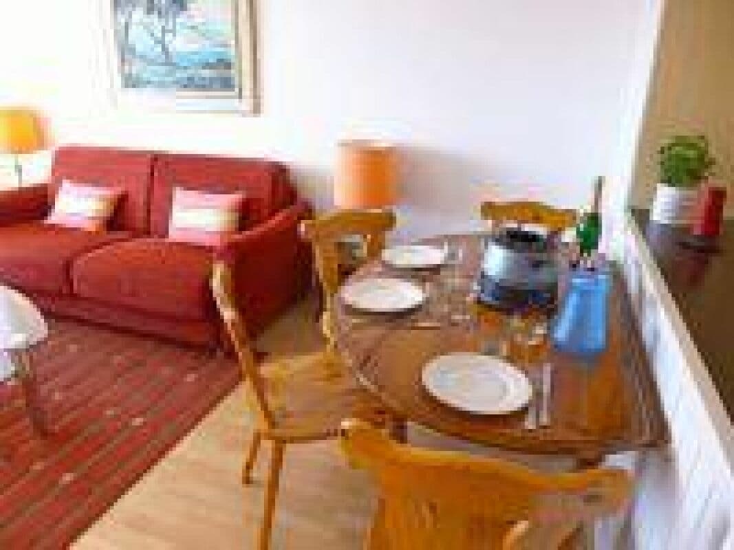 1881 – Appartement 2.5 pièces – 1600CHF – 	45m²