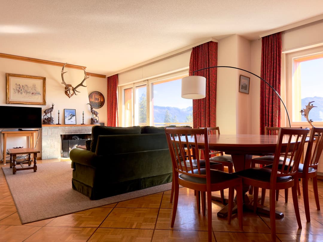 1902 – Appartement 5 pièces –  2450CHF