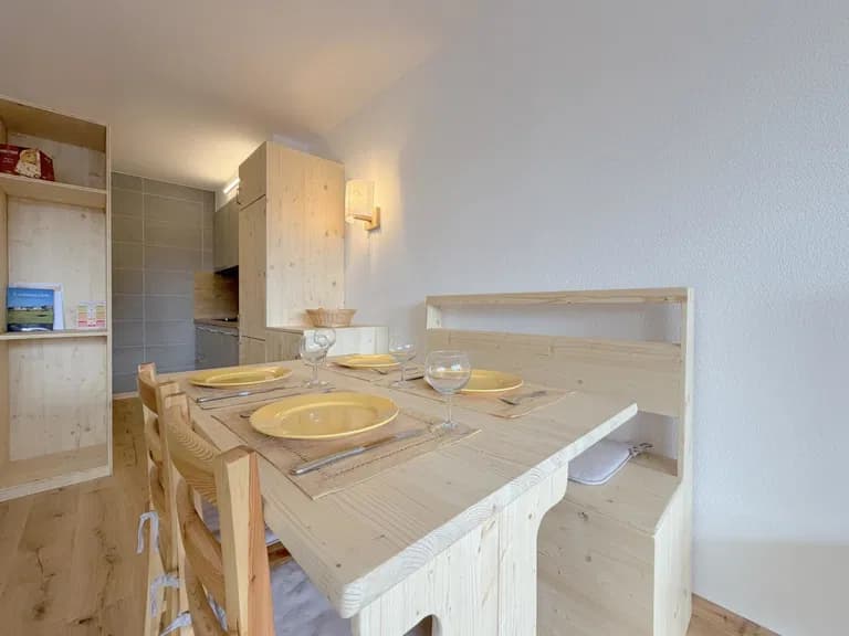 1873 – Appartement – 1.5pièces -1600CHF – 39 m²