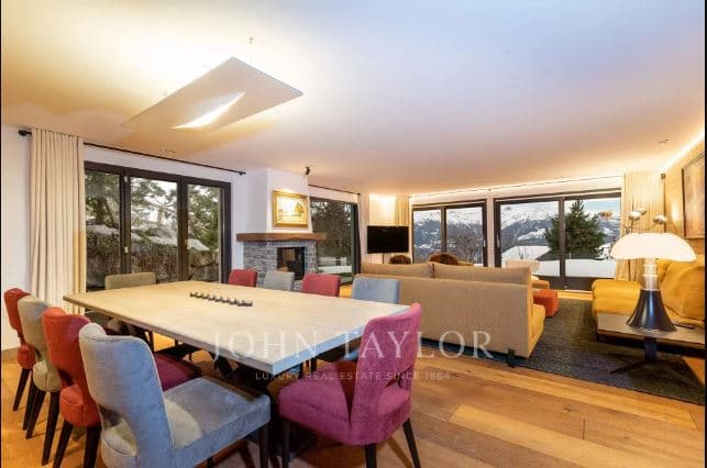 1913 – Appartement – 6pièces – 230m²