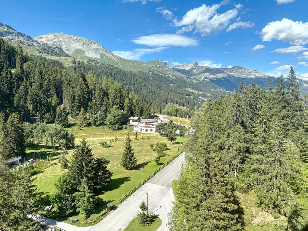 2295 – Appartement 4 pièces – 1455000CHF – 132m²
