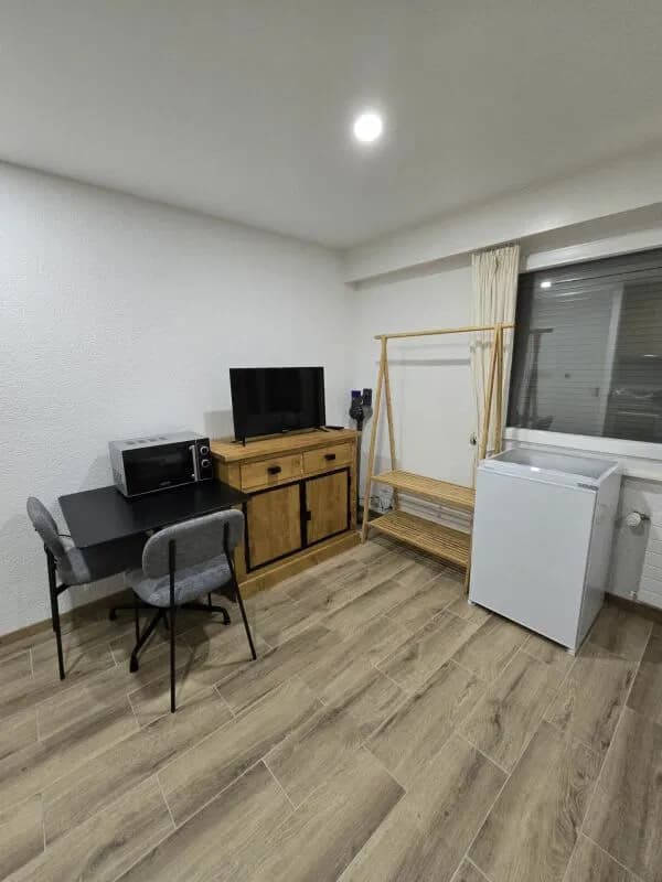 1859 – Appartement 1 pièce – 1240 CHF –