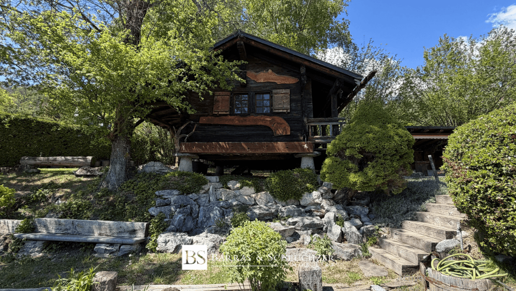 2268 – Maison 11 pièces – 1480000 CHF – 237 m²
