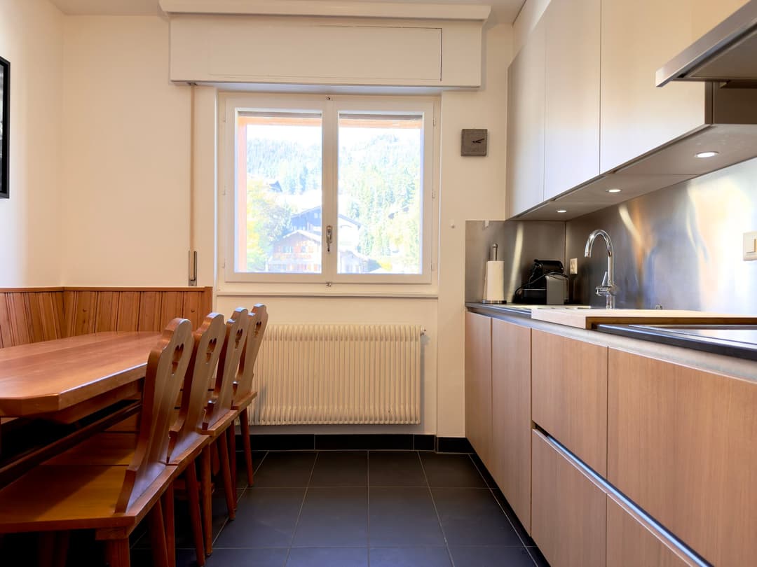 1902 – Appartement 5 pièces –  2450CHF