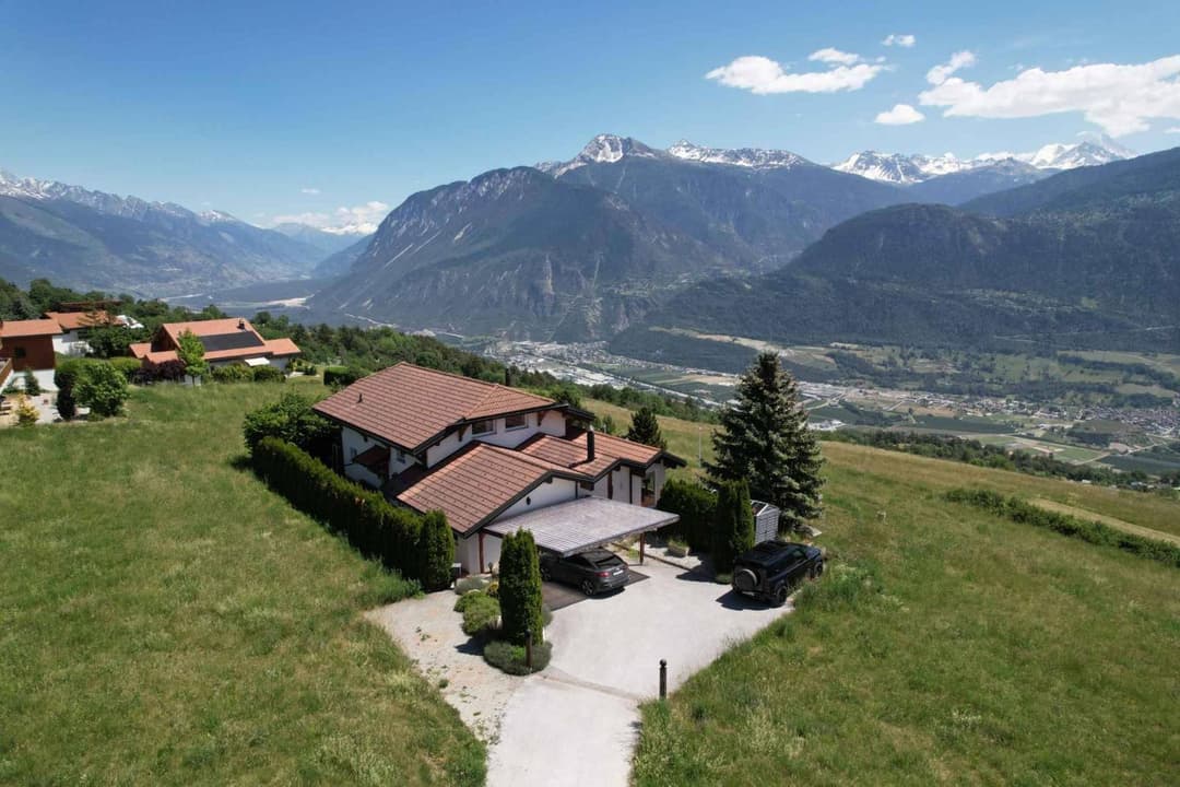 2249 – Maison 4.5 pièces –  1900000 CHF – 257 m²