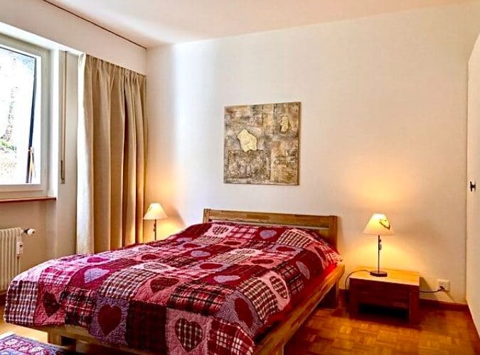1857 – Appartement 3 pièces- 1750CHF – 120m²
