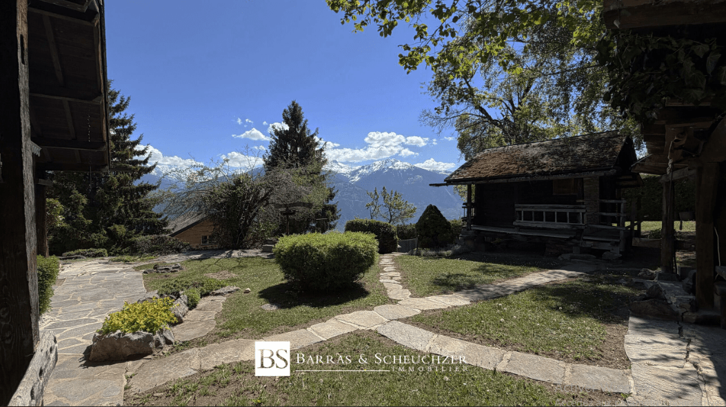2268 – Maison 11 pièces – 1480000 CHF – 237 m²